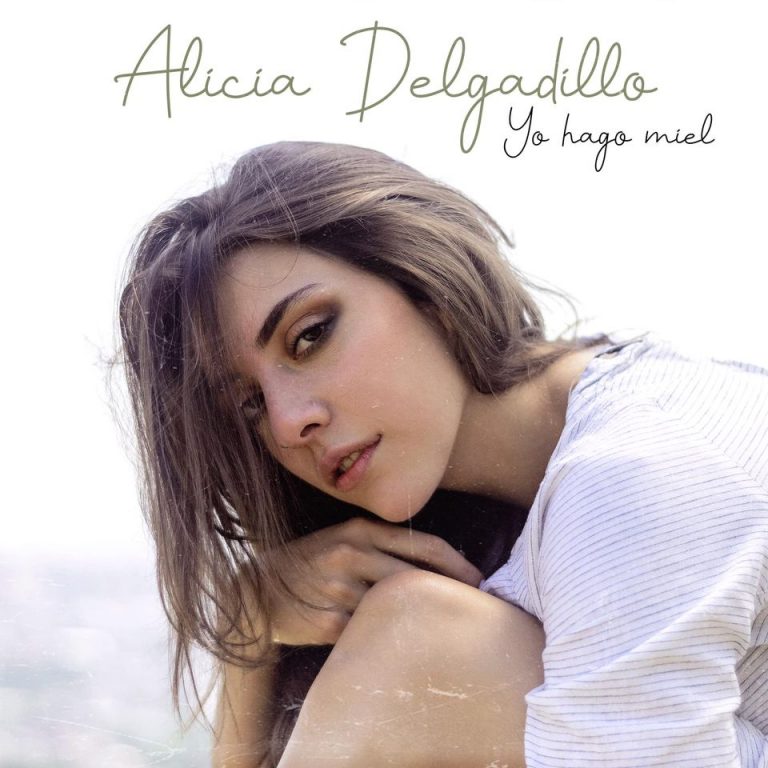 Alicia Delgadillo estrena vídeo de «Yo Hago Miel»