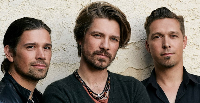 MMMBop para una nueva generación: Hanson llega a Tecate Emblema 2025