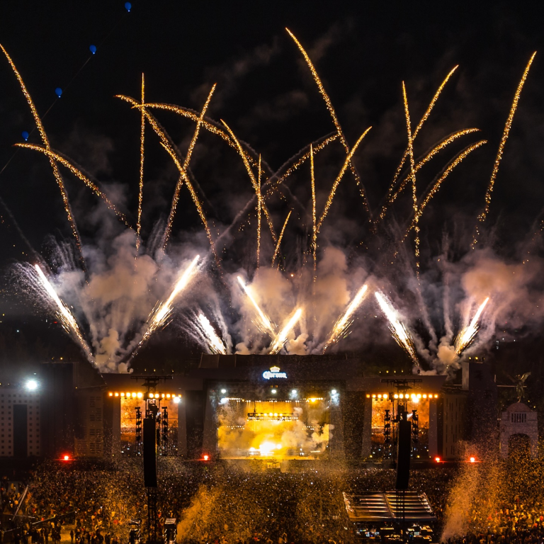 Mujeres al frente del Corona Capital 2025: voces que hacen historia