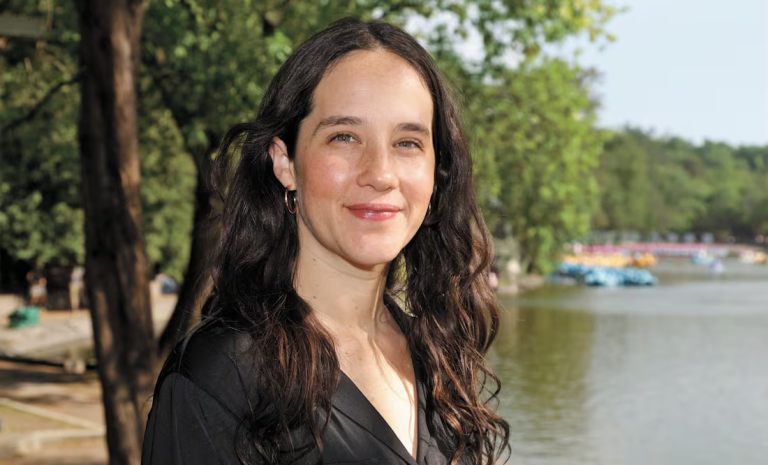 Ximena Sariñana celebra los 40 con nuevo álbum, maternidad y autenticidad